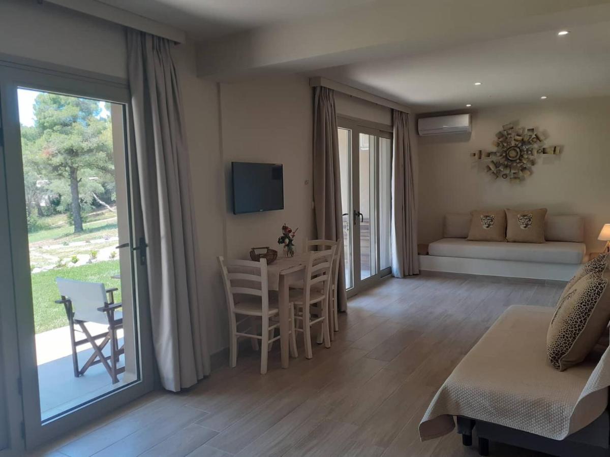 Forest Resort Suites Skiathos Trúlosz Kültér fotó