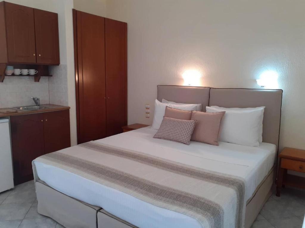 Forest Resort Suites Skiathos Trúlosz Kültér fotó